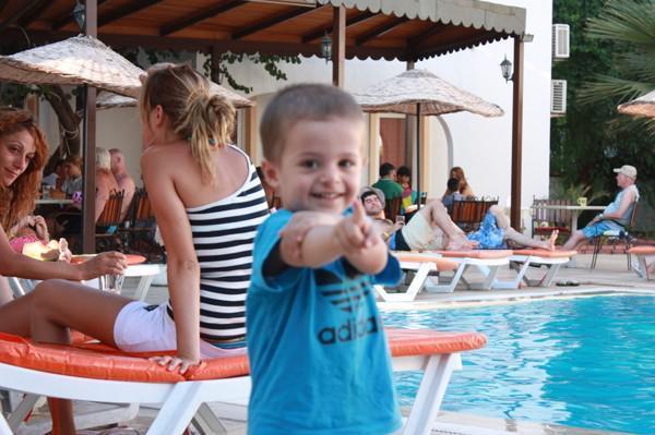 Alta Park Hotel Bodrum Exteriör bild