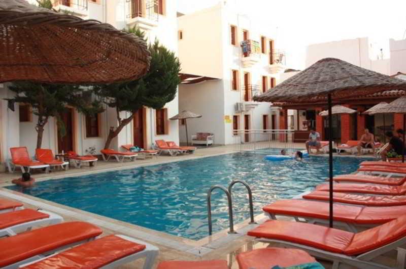 Alta Park Hotel Bodrum Exteriör bild